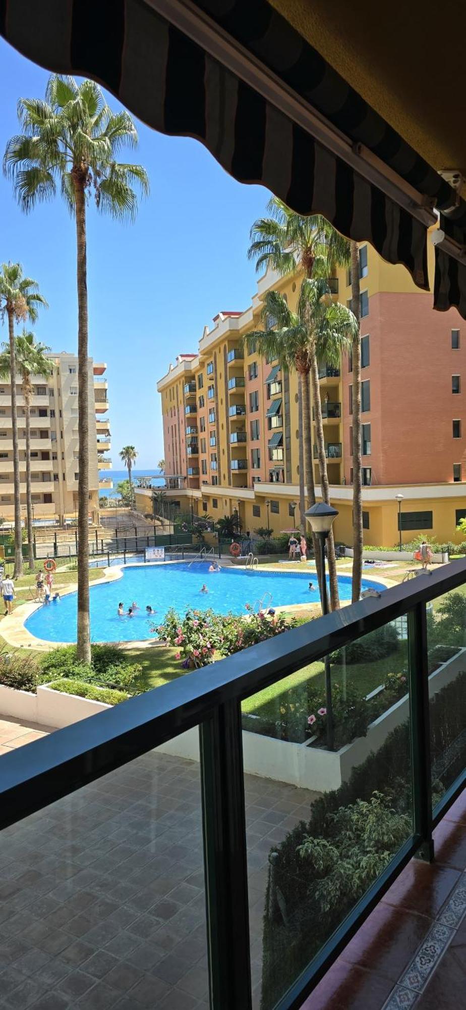 Apartamento Cozy Inns Beach 托雷莫利诺斯 外观 照片