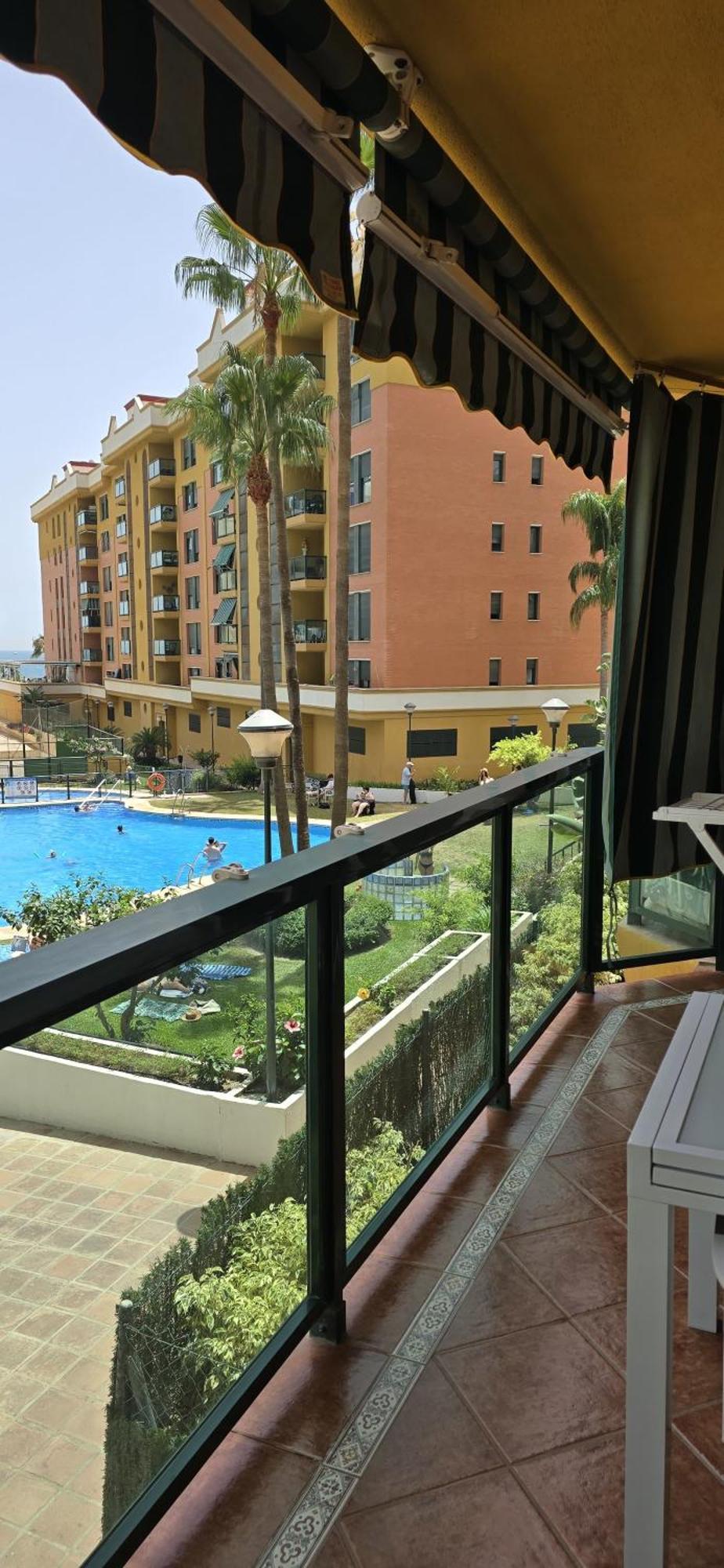 Apartamento Cozy Inns Beach 托雷莫利诺斯 外观 照片